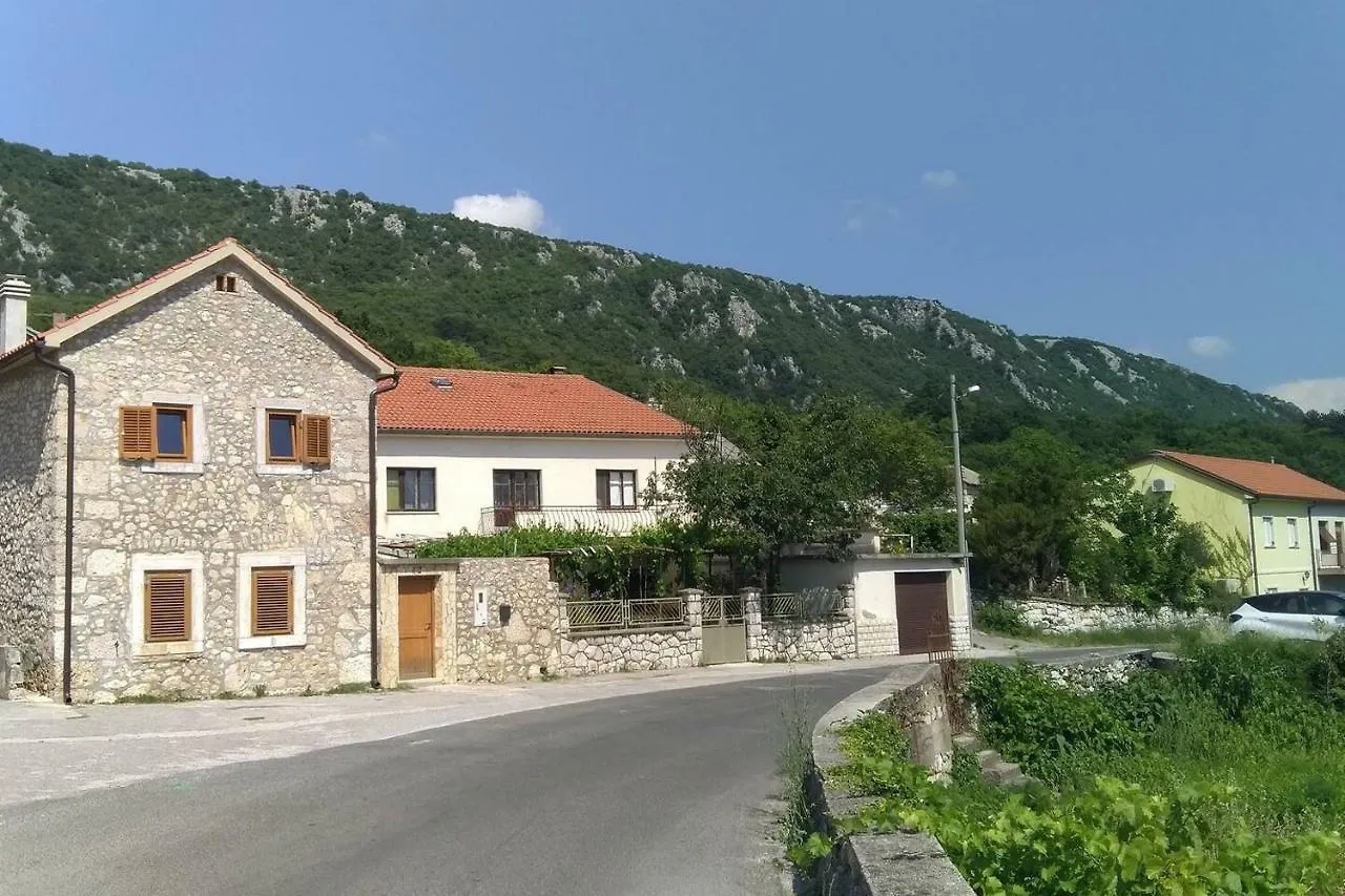 Willa Ferienhaus Vinodol In Bribir, Bei Novi Vinodolski - Crikvenica Bribir